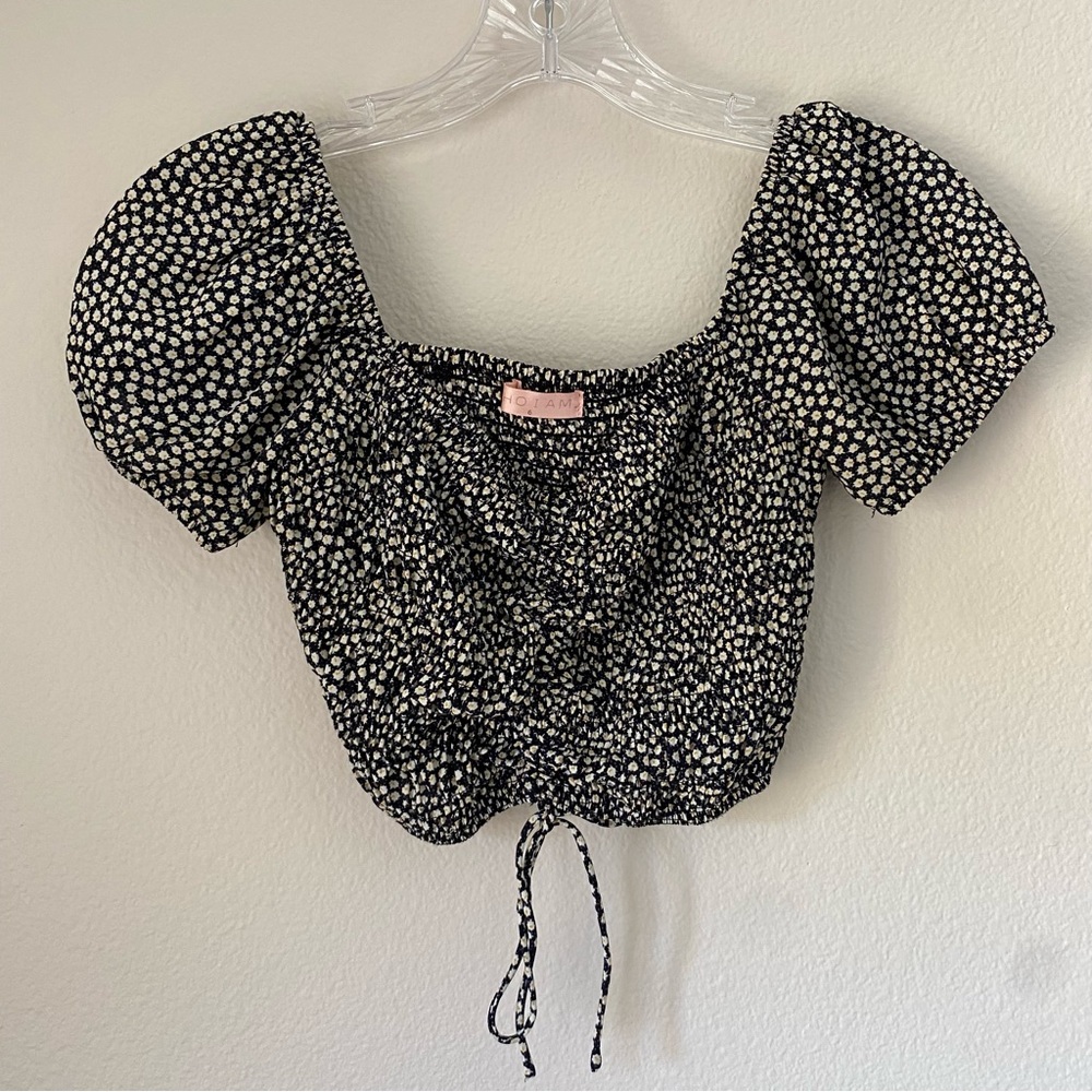 Sundae Muse Black Floral Crop Top